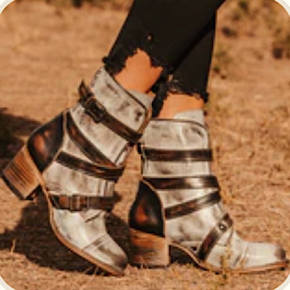Freebird by Steven “Canyon” Boots (Ice Multi)